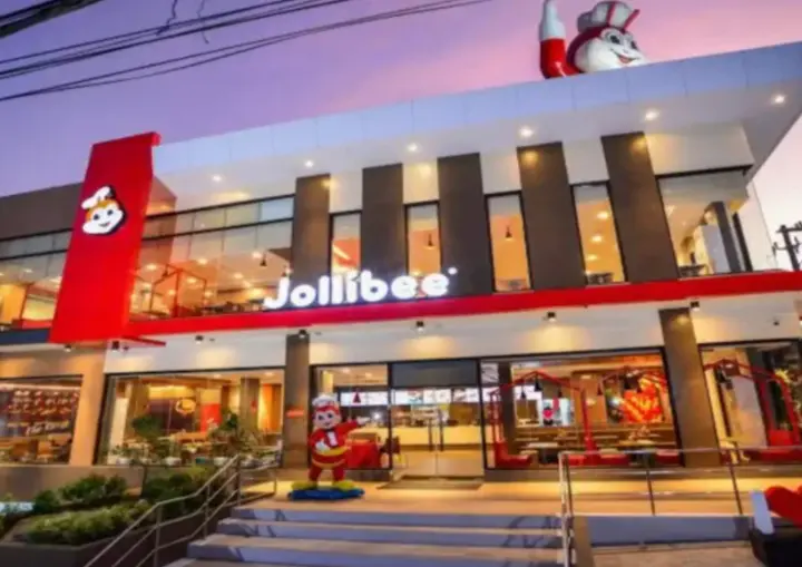 jollibee commonwealth soliven photo