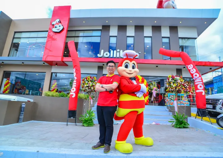 jollibee commonwealth soliven photo